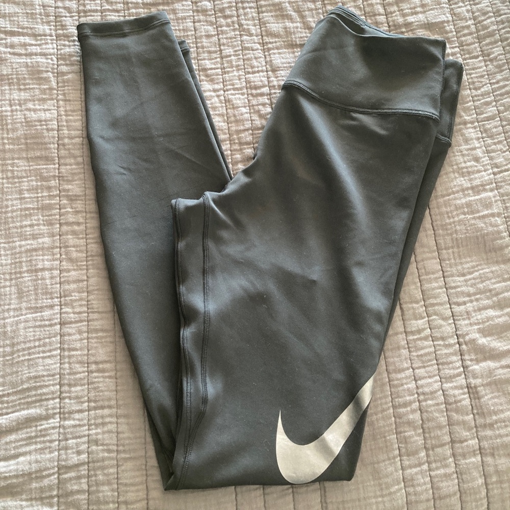 NIKE The One Luxe DRI-FIT Leggings NWT
